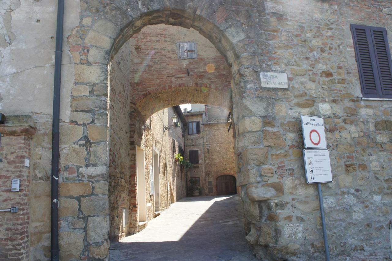Villa Borgo La Fungaiaガンバッシ・テルメ エクステリア 写真