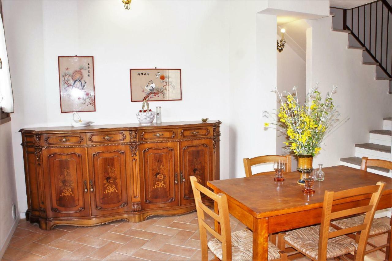 Villa Borgo La Fungaiaガンバッシ・テルメ エクステリア 写真