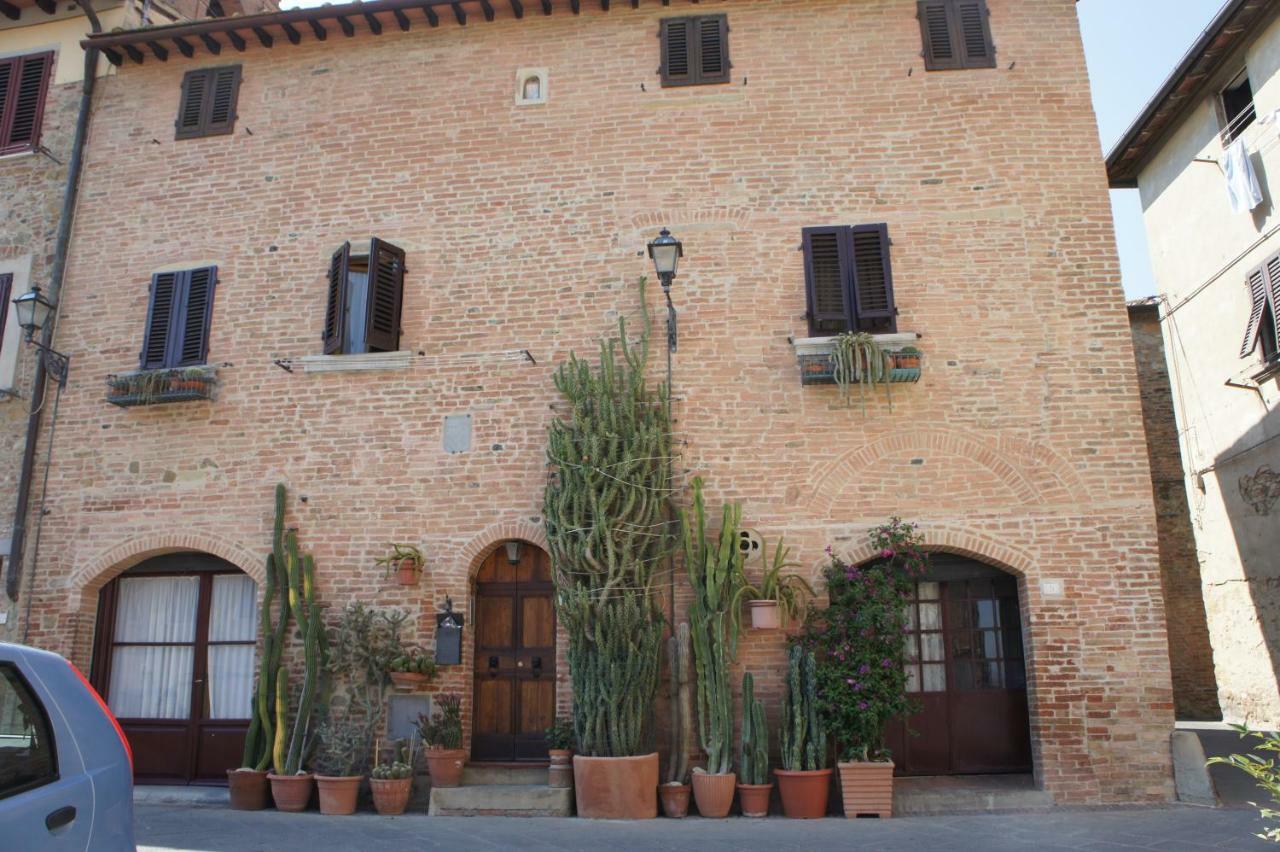 Villa Borgo La Fungaiaガンバッシ・テルメ エクステリア 写真